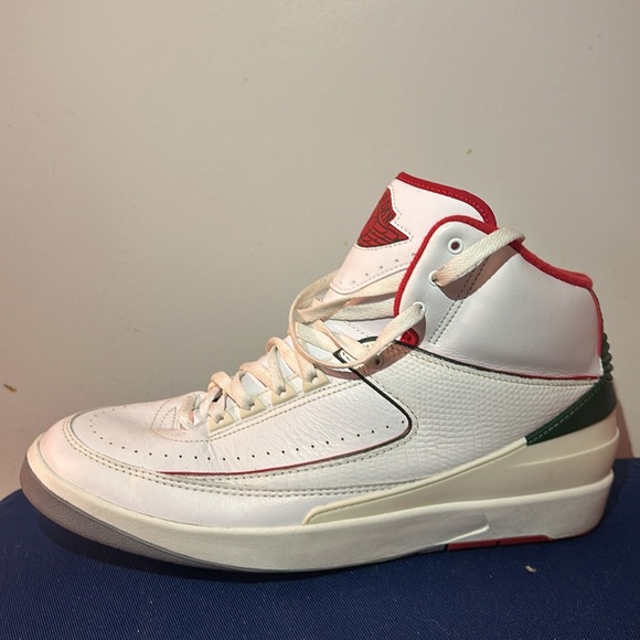 Men's Air Jordan 2 Retro - Size 13

Light use - Picture 3 of 6